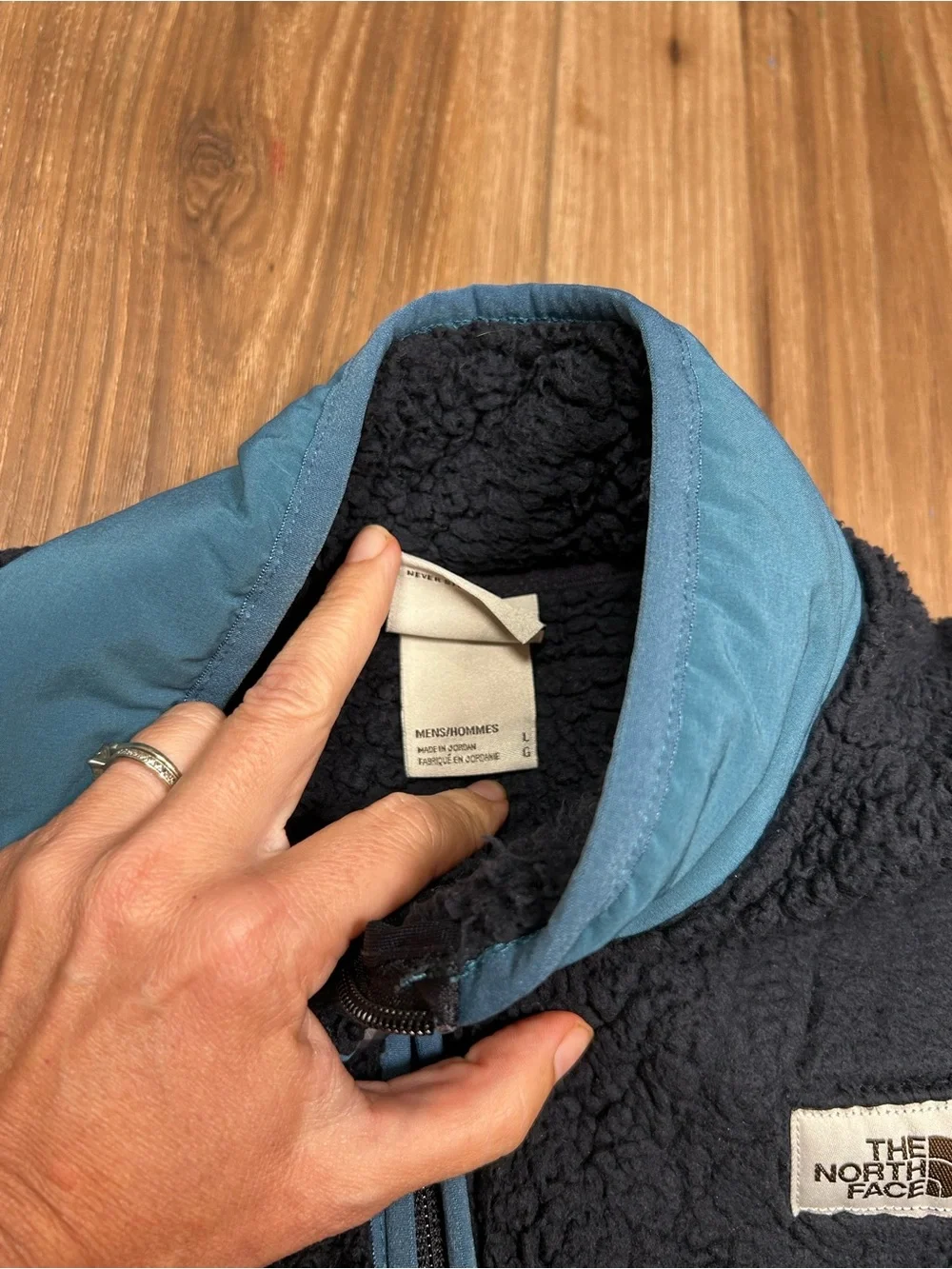 The North Face men’s blue Campshire zip up fleece jacket size large
